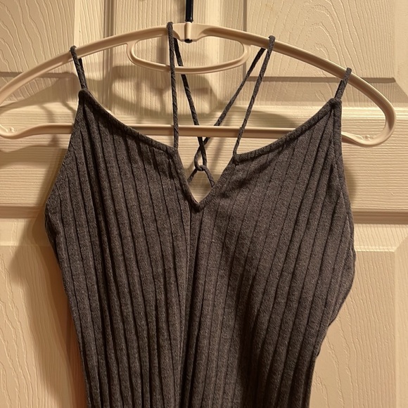 La hearts gray small criss cross back bodysuit - Picture 2 of 4